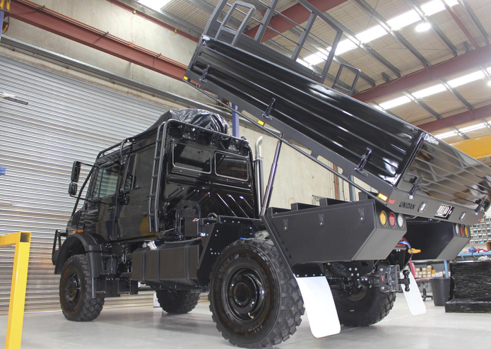 Unidan Tipper Unimog
